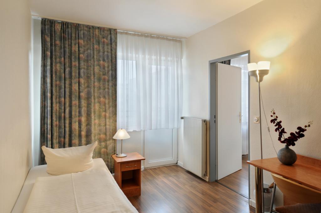 Fair Hotel Frankfurt - An Der Messe Frankfurt am Main Room photo