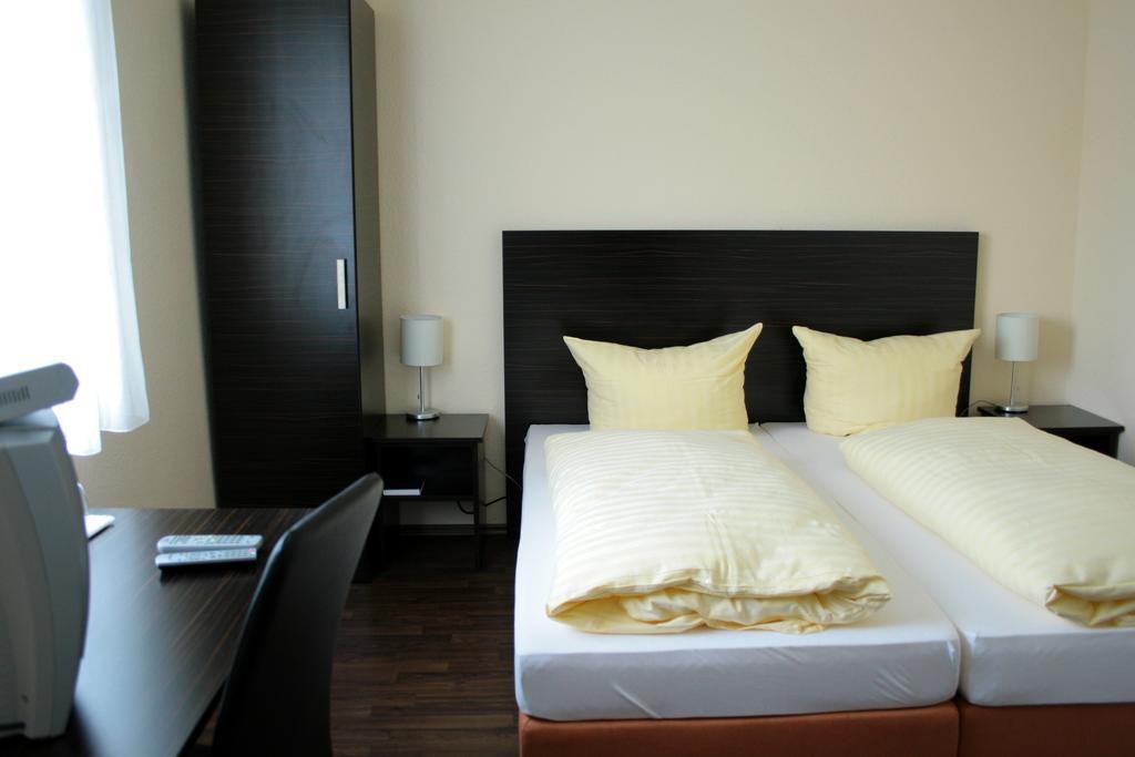 Fair Hotel Frankfurt - An Der Messe Frankfurt am Main Room photo